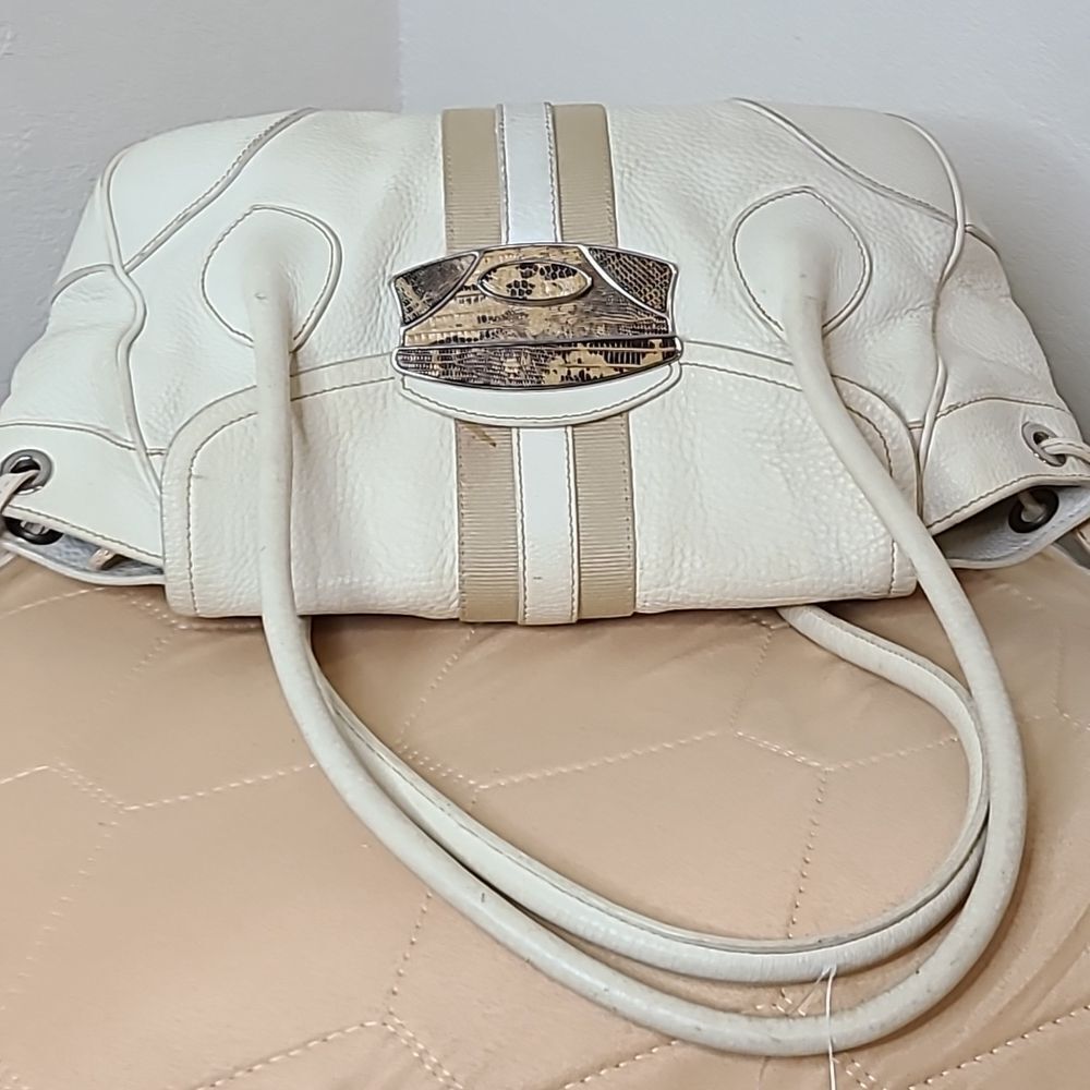 💯Authentic Prada Handbag 🍀 - Picture 5 of 7